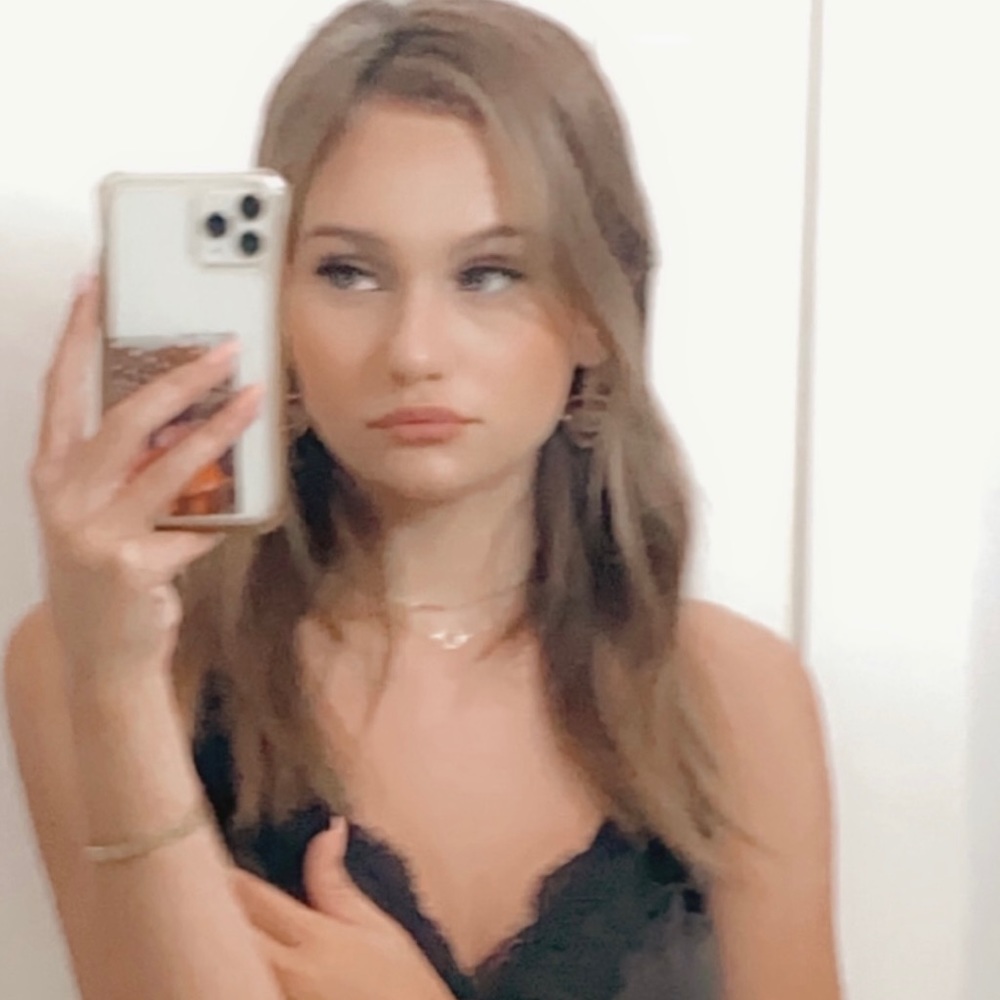 Meet your Posher, Haley